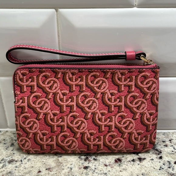 Coach Wristlet NWT - Picture 4 of 6